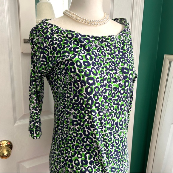 Lilly Pulitzer “Thrill of the Chase” Leopard Print,green,white,navy 3/4 … - Picture 4 of 7